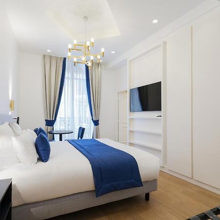 Vestay Montaigne Paris Exteriör bild