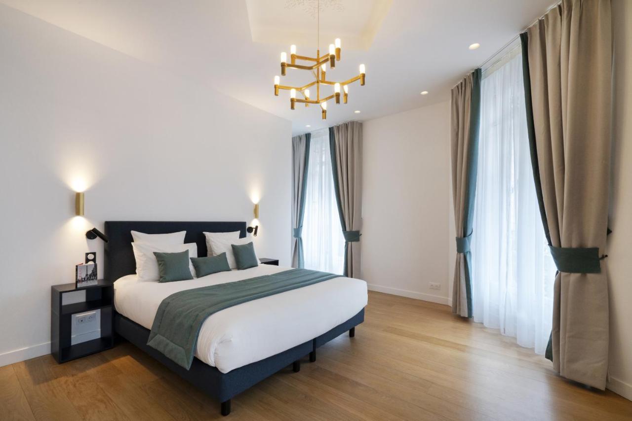 Vestay Montaigne Paris Exteriör bild