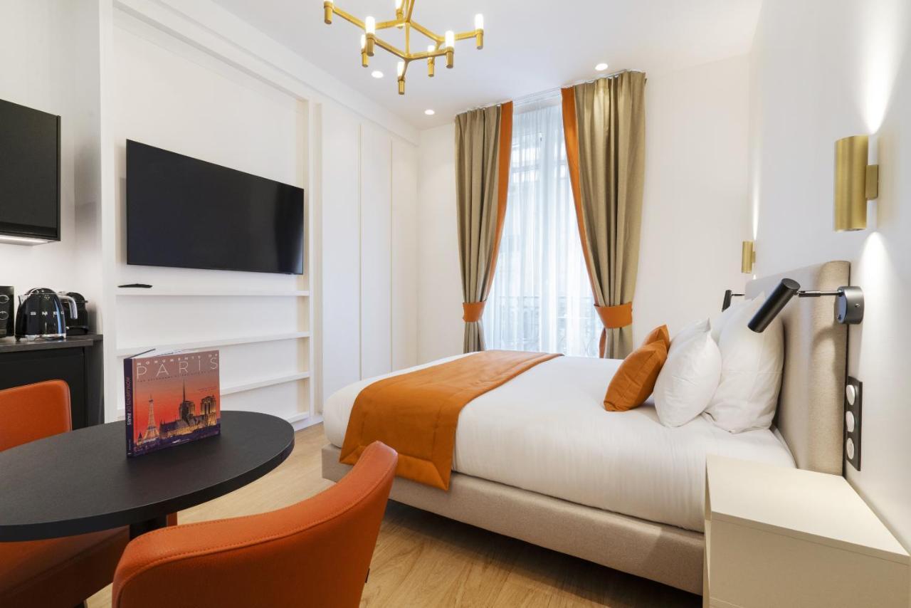 Vestay Montaigne Paris Rum bild