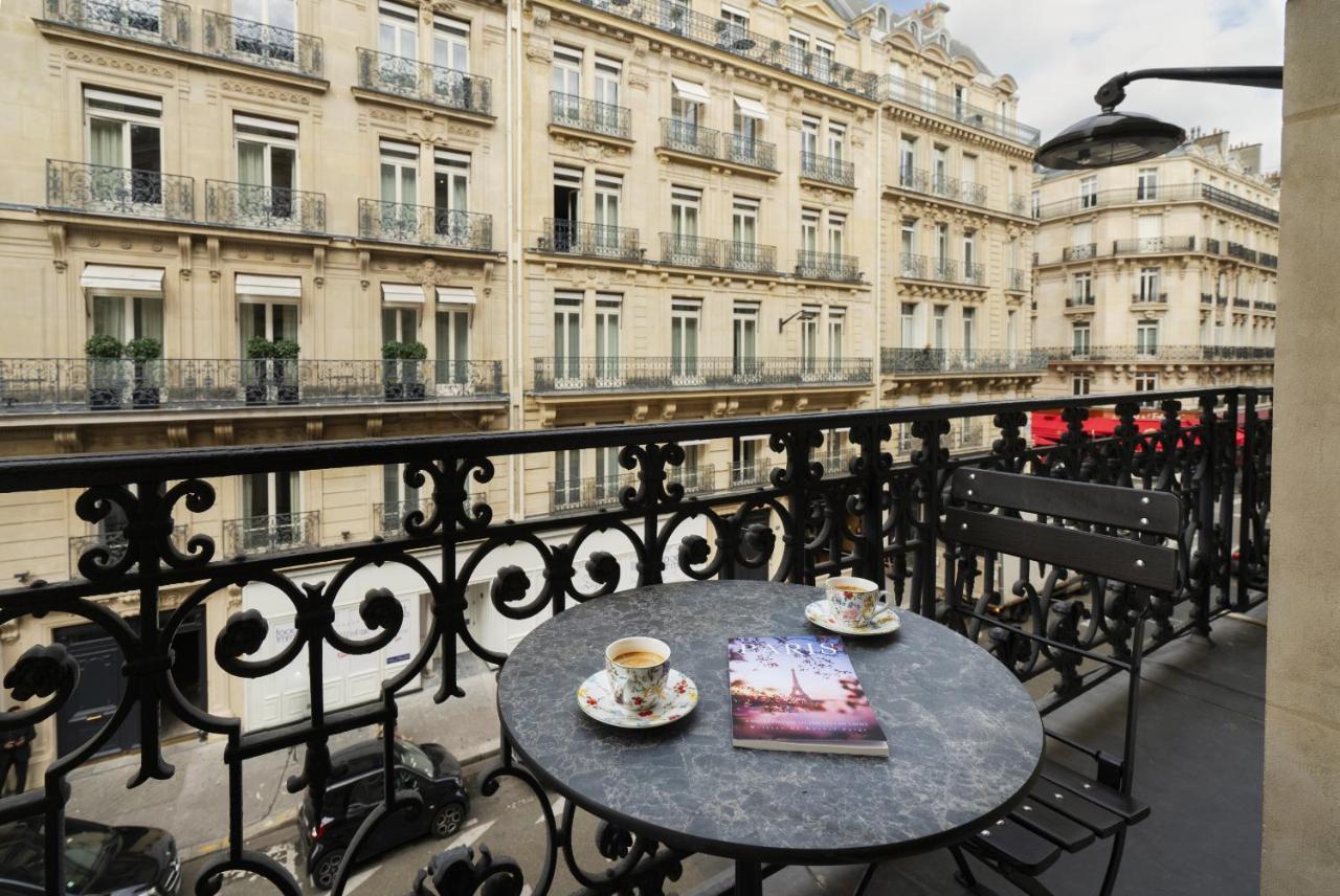 Vestay Montaigne Paris Exteriör bild